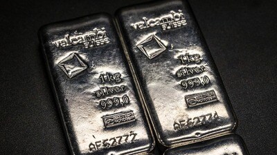వెండి వెలుగు: 25 ఏళ్లలో 2600% లాభం.. నాటి రూ.1000 పెట్టుబడి ఇప్పుడు ఎంతో తెలుసా?