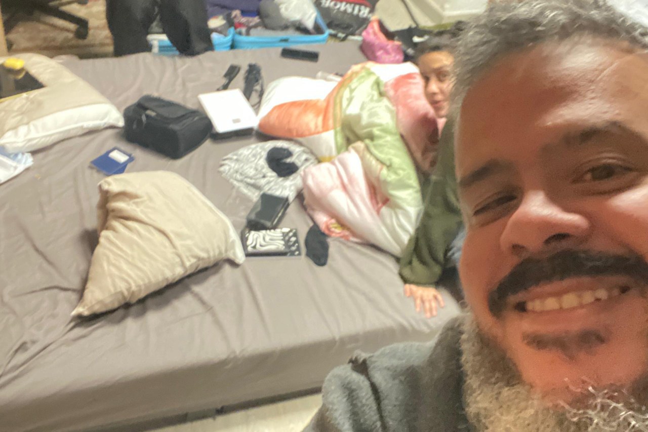 Reynaldo Goitía slept on the floor of his friend’s office on a used mattress he bought. Reynaldo Goitía slept on the floor of his friend’s office on a used mattress he bought.