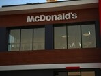 On Christmas Day, several fast food establishments will close, including Chipotle and Chick-fil-A, while chains like McDonald's and Wendy's will operate. On Christmas Day, several fast food establishments will close, including Chipotle and Chick-fil-A, while chains like McDonald's and Wendy's will operate.