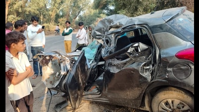 Car was crushed despite airbags and seat belts. Chassis had to be cut open to rescue victims, while two survivors were referred to Delhi. (HT Photo) Car was crushed despite airbags and seat belts. Chassis had to be cut open to rescue victims, while two survivors were referred to Delhi. (HT Photo)