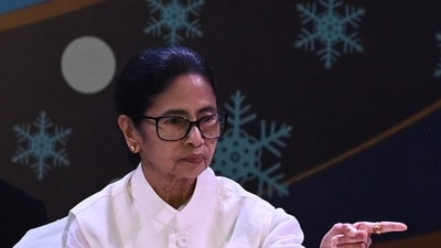 ফের খবরে সিঙ্গুর! ৫০০ কোটির প্রকল্পে অনুমোদন মমতা-মন্ত্রিসভার, বিনিয়োগ করছে কার? (Hindustan Times) ফের খবরে সিঙ্গুর! ৫০০ কোটির প্রকল্পে অনুমোদন মমতা-মন্ত্রিসভার, বিনিয়োগ করছে কার? (Hindustan Times)