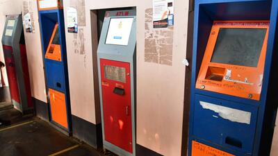 Mumbai, India - November 01, 2022: Automatic Ticket Vending Machine (ATVM) found non-funtional and out of service, at Byculla station, in Mumbai, India, on Tuesday, November 01, 2022. (Photo by Bhushan Koyande/HT Photo) (HT PHOTO) Mumbai, India - November 01, 2022: Automatic Ticket Vending Machine (ATVM) found non-funtional and out of service, at Byculla station, in Mumbai, India, on Tuesday, November 01, 2022. (Photo by Bhushan Koyande/HT Photo) (HT PHOTO)