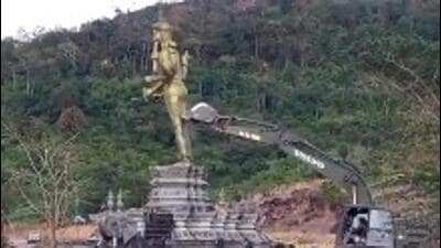 The demolition of the statue caused outrage online. (X/AnnQuann) The demolition of the statue caused outrage online. (X/AnnQuann)