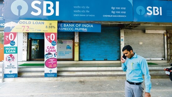 SBI SCO Recruitment 2025: Registration date for 996 posts extended till January 5 at sbi.co.in (File)