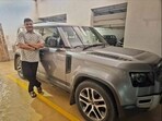 Dayanand Shetty with his new Land Rover Defender. (Instagram / thedayashetty)