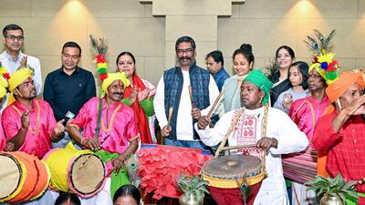 Jharkhand CM Hemant Soren with tribal representatives after the implementation of the PESA Act rules in the state. (ANI) Jharkhand CM Hemant Soren with tribal representatives after the implementation of the PESA Act rules in the state. (ANI)