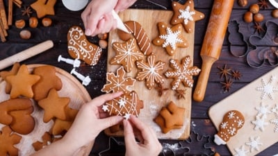 Gingerbread Icing Make With 3 Ingredient (Freepik) Gingerbread Icing Make With 3 Ingredient (Freepik)