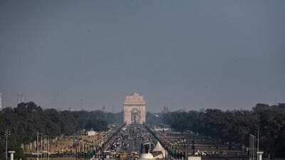 The average AQI over the course of the day better demonstrated the deterioration in the air quality. (RAJ K RAJ /HT PHOTO) The average AQI over the course of the day better demonstrated the deterioration in the air quality. (RAJ K RAJ /HT PHOTO)