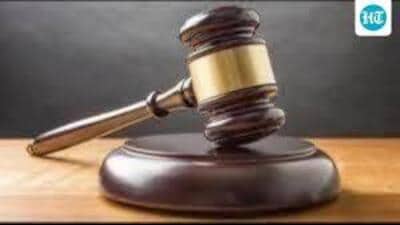 The trial court convicted the duo on January 14, 2006, but released them on probation with an undertaking to be on good behaviour. (HT Photo for representation) The trial court convicted the duo on January 14, 2006, but released them on probation with an undertaking to be on good behaviour. (HT Photo for representation)