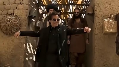 Akshaye Khanna's Dhurandhar song Fa9la has gone viral. Akshaye Khanna's Dhurandhar song Fa9la has gone viral.