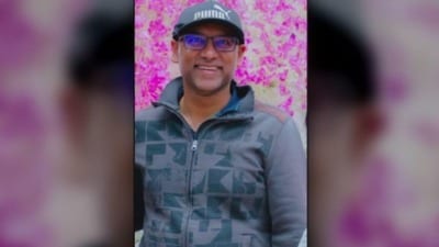 కెనడా ఆసుపత్రిలో 8 గంటల నరకయాతన.. ఎమర్జెన్సీ వార్డులో భారత సంతతి వ్యక్తి మృతి (X/@yegwave) కెనడా ఆసుపత్రిలో 8 గంటల నరకయాతన.. ఎమర్జెన్సీ వార్డులో భారత సంతతి వ్యక్తి మృతి (X/@yegwave)