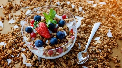 Granola is not as healthy a breakfast food as it appears to be, warns Dr Sethi. (Pexel) Granola is not as healthy a breakfast food as it appears to be, warns Dr Sethi. (Pexel)
