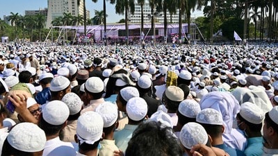 বাংলাদেশে কন্ডোমের জন্য হাহাকার! কার্যত শেষ জন্মনিরোধক ভান্ডার। (ছবিটি প্রতীকী, সৌজন্যে এএফপি) বাংলাদেশে কন্ডোমের জন্য হাহাকার! কার্যত শেষ জন্মনিরোধক ভান্ডার। (ছবিটি প্রতীকী, সৌজন্যে এএফপি)