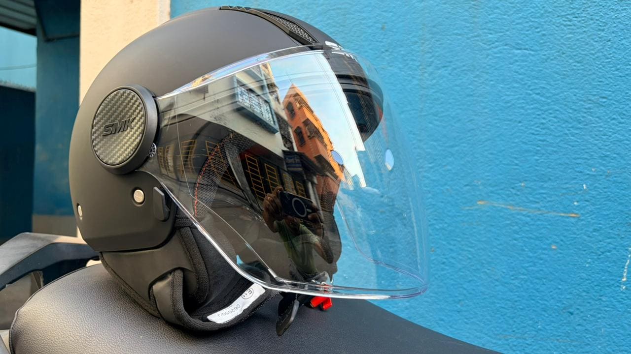 SMK Laminar's key USP is the protection it offers to riders through its triple safety norms certifications.
