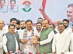 Mumbai, India. Dec 26, 2025 - Prashant Jagtap, President of the Pune National Congress Party (NCP), Sharad Pawar faction, and former Mayor of Pune, joined the Congress party in the presence of Maharashtra State Congress President Harshwardhan Sakpal, Congress leader Viajay Wadattiwar, and other leaders at Tilak Bhavan in Mumbai, India. Dec 26, 2025. (Photo by Raju Shinde/HT Photo) (Raju Shinde) Mumbai, India. Dec 26, 2025 - Prashant Jagtap, President of the Pune National Congress Party (NCP), Sharad Pawar faction, and former Mayor of Pune, joined the Congress party in the presence of Maharashtra State Congress President Harshwardhan Sakpal, Congress leader Viajay Wadattiwar, and other leaders at Tilak Bhavan in Mumbai, India. Dec 26, 2025. (Photo by Raju Shinde/HT Photo) (Raju Shinde)
