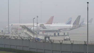 Dense fog disrupts air travel in parts of north India, Indigo issues advisory (Representative image/HT photo) Dense fog disrupts air travel in parts of north India, Indigo issues advisory (Representative image/HT photo)