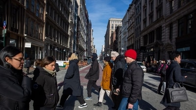 New Year's Day 2026: Retailers like Target and Walmart will operate, but mail services, FedEx, and UPS will not deliver. (Bloomberg) New Year's Day 2026: Retailers like Target and Walmart will operate, but mail services, FedEx, and UPS will not deliver. (Bloomberg)
