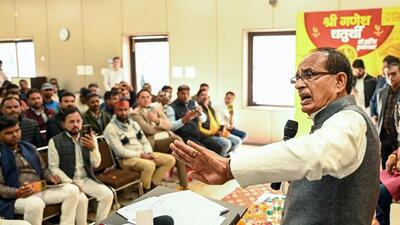 Union minister of Agriculture, Farmers Welfare and Rural Development Shivraj Singh Chauhan interacts with Village Employment Assistants during a dialogue regarding the ‘Developed India – Jai Ram Ji’ scheme, in Bhopal on Monday. (@ChouhanShivraj X) Union minister of Agriculture, Farmers Welfare and Rural Development Shivraj Singh Chauhan interacts with Village Employment Assistants during a dialogue regarding the ‘Developed India – Jai Ram Ji’ scheme, in Bhopal on Monday. (@ChouhanShivraj X)