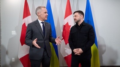 Canadian Prime Minister Mark Carney condemned the recent strike by Russia on Kyiv as he stressed that establishing a lasting peace in Ukraine would definitely require ‘a willing Russia’, as he met Ukrainian President Volodymyr Zelensky. (AFP) Canadian Prime Minister Mark Carney condemned the recent strike by Russia on Kyiv as he stressed that establishing a lasting peace in Ukraine would definitely require ‘a willing Russia’, as he met Ukrainian President Volodymyr Zelensky. (AFP)