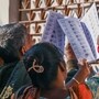 বারাসতের ৪ বারের সাংসদ কাকলি ঘোষ দস্তিদারের দুই ছেলে এবং মা ও বোনকে এসআইআর শুনানির নোটিশ পাঠানো হয়েছে। 