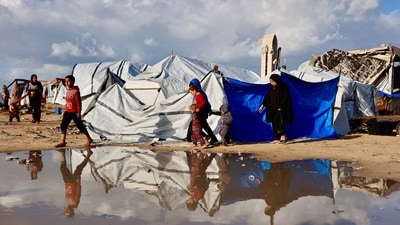 At least 12 people, including a 2-week-old infant, have died since Dec 13 from hypothermia or weather-related collapses of war-damaged homes, according to Gaza’s Health Ministry, part of the Hamas-run government. (AFP) At least 12 people, including a 2-week-old infant, have died since Dec 13 from hypothermia or weather-related collapses of war-damaged homes, according to Gaza’s Health Ministry, part of the Hamas-run government. (AFP)