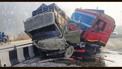 Two mangled trucks after the collision on Doraha–Ludhiana southern bypass on Sunday. (HT Photo) Two mangled trucks after the collision on Doraha–Ludhiana southern bypass on Sunday. (HT Photo)