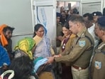 Police on Monday recovered the newborn boy stolen from the gynaecology ward of SNMMCH in Dhanbad within 24 hours (HT Photo) Police on Monday recovered the newborn boy stolen from the gynaecology ward of SNMMCH in Dhanbad within 24 hours (HT Photo)