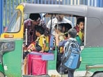 The CM has stated adequate arrangements for bonfires and blankets should be ensured at public places in every district. Adityanath has given special instructions to officials regarding the operation of night shelters, and to ensure that no person in the state should sleep in the open during the cold. (HT Archive)