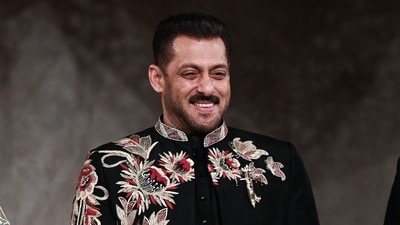 Salman Khan's 60th birthday celebration was a star-studded affair attended by family and industry friends. (sunil khandare) Salman Khan's 60th birthday celebration was a star-studded affair attended by family and industry friends. (sunil khandare)
