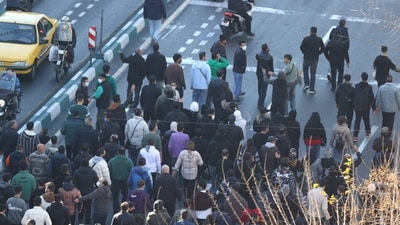Shopkeepers and traders protest in the street against the economic conditions and Iran's embattled currency in Tehran on December 29, 2025. (AFP) Shopkeepers and traders protest in the street against the economic conditions and Iran's embattled currency in Tehran on December 29, 2025. (AFP)