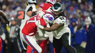 Jalen Carter #98 of the Philadelphia Eagles sacks Josh Allen #17 of the Buffalo Bills in the second quarter (Getty Images via AFP) Jalen Carter #98 of the Philadelphia Eagles sacks Josh Allen #17 of the Buffalo Bills in the second quarter (Getty Images via AFP)