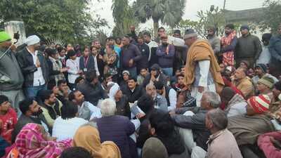 Members of khaps during a protest demanding arrest of the college director in Hansi on Monday. (HT Photo) Members of khaps during a protest demanding arrest of the college director in Hansi on Monday. (HT Photo)