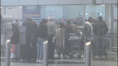 Passengers at T1 terminal of IGI airport on Monday. (Vipin Kumar/ HT Photo) Passengers at T1 terminal of IGI airport on Monday. (Vipin Kumar/ HT Photo)