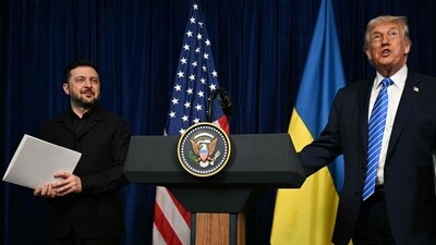 Ukranian President Volodymyr Zelensky and US President Donald Trump arrive at a press conference following talks at Trump's Mar-a-Lago residence in Palm Beach, Florida, on December 28, 2025. (AFP) Ukranian President Volodymyr Zelensky and US President Donald Trump arrive at a press conference following talks at Trump's Mar-a-Lago residence in Palm Beach, Florida, on December 28, 2025. (AFP)