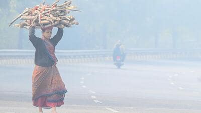 While Greater Noida recorded an AQI of 356, Ghaziabad stood at 393, both in the “very poor” category, according to real-time monitoring data at 4.05pm on Monday. (Sunil Ghosh/HT Photo) While Greater Noida recorded an AQI of 356, Ghaziabad stood at 393, both in the “very poor” category, according to real-time monitoring data at 4.05pm on Monday. (Sunil Ghosh/HT Photo)