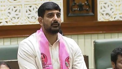ఎమ్మెల్యే పాడి కౌశిక్ రెడ్డి ఎమ్మెల్యే పాడి కౌశిక్ రెడ్డి