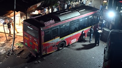 A BEST electric bus accident outside Mumbai's Bhandup railway station resulted in four fatalities and at least 9 injuries.Mumbai, India. Dec 29, 2025. (Raju Shinde/HT photo) A BEST electric bus accident outside Mumbai's Bhandup railway station resulted in four fatalities and at least 9 injuries.Mumbai, India. Dec 29, 2025. (Raju Shinde/HT photo)