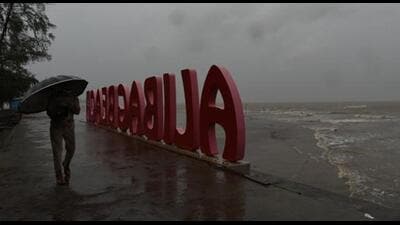 Alibag is a major coastal getaway near Mumbai in the Raigad district. (HT PHOTO) Alibag is a major coastal getaway near Mumbai in the Raigad district. (HT PHOTO)