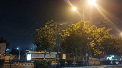 December 26 advisory seeks PM2.5 and PM10 reduction using treated water, logbook monitoring and operation during GRAP-triggered pollution episodes. (HT Photo) December 26 advisory seeks PM2.5 and PM10 reduction using treated water, logbook monitoring and operation during GRAP-triggered pollution episodes. (HT Photo)