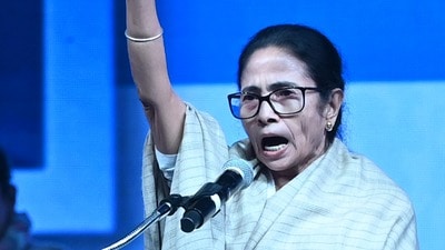 মুখ্যমন্ত্রী মমতা বন্দ্যোপাধ্যায় (Hindustan Times) মুখ্যমন্ত্রী মমতা বন্দ্যোপাধ্যায় (Hindustan Times)
