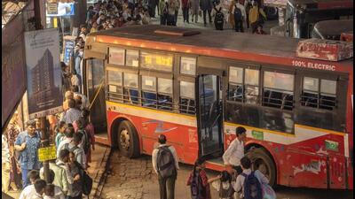 Long buses barely have space to take a U-turn at the end of the narrrow road. (Photo by Satish Bate/ Hindustan Times) (Hindustan Times) Long buses barely have space to take a U-turn at the end of the narrrow road. (Photo by Satish Bate/ Hindustan Times) (Hindustan Times)