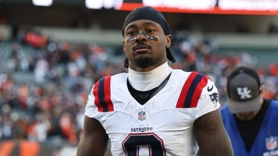 New England Patriots wide receiver Stefon Diggs (8) leaves the field following the game against the Cincinnati Bengals (AP) New England Patriots wide receiver Stefon Diggs (8) leaves the field following the game against the Cincinnati Bengals (AP)