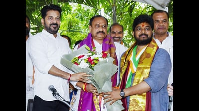The by-election in Jubilee Hills saw Congress candidate V Naveen Yadav (right) defeat BRS candidate Maganti Sunitha by a margin of nearly 25,000. (ANI)