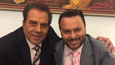 Filmmaker Anil Sharma heaps praise on Dharmendra's performance in Ikkis. Filmmaker Anil Sharma heaps praise on Dharmendra's performance in Ikkis.