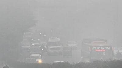 Visibility in the city on Tuesday fell as low as 50 metres. (Arvind Yadav/HT Photo) Visibility in the city on Tuesday fell as low as 50 metres. (Arvind Yadav/HT Photo)