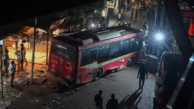 Four people, including three women and one man, were killed in the Mumbai BEST bus accident, while nine others were injured. (Raju Shinde/Hindustan Times) Four people, including three women and one man, were killed in the Mumbai BEST bus accident, while nine others were injured. (Raju Shinde/Hindustan Times)