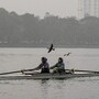 পশ্চিমী ঝঞ্ঝা এসে যাওয়ায় জাঁকিয়ে শীতের প্রভাব কমতে চলেছে দক্ষিণবঙ্গে। (ছবি সৌজন্যে পিটিআই)