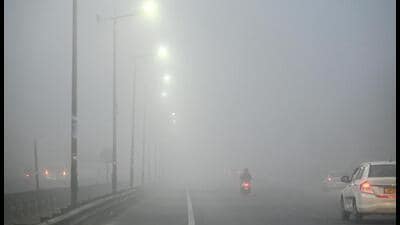 According to meteorological experts, the low maximum was a result of a prevailing active western disturbance kept humidity high, with easterly winds feeding moisture and facilitating fog formation. (Hindustan Times) According to meteorological experts, the low maximum was a result of a prevailing active western disturbance kept humidity high, with easterly winds feeding moisture and facilitating fog formation. (Hindustan Times)