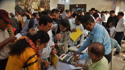 Tense scenes continued to play out at the 23 nomination centres across Mumbai, most of which released their final lists of approved candidates by the end of day. ( Praful Gangurde / HT Photo) (REPRESENTATIVE IMAGE) Tense scenes continued to play out at the 23 nomination centres across Mumbai, most of which released their final lists of approved candidates by the end of day. ( Praful Gangurde / HT Photo) (REPRESENTATIVE IMAGE)