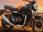 The Triumph Speed T4 in Baja Orange colour scheme.